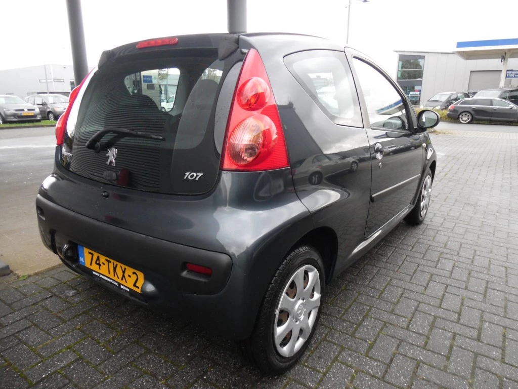 Hoofdafbeelding Peugeot 107