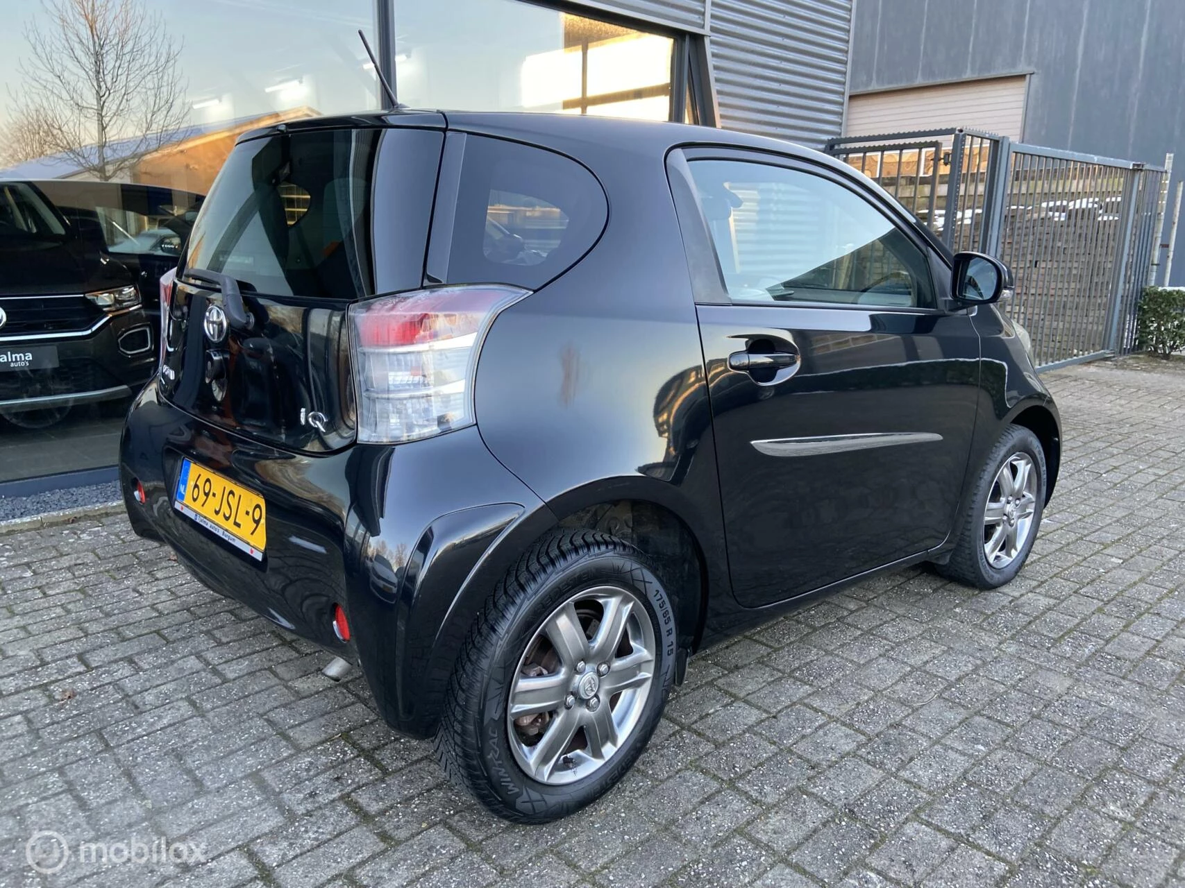 Hoofdafbeelding Toyota iQ