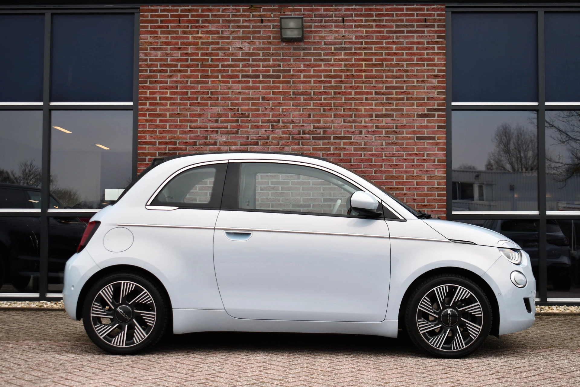 Hoofdafbeelding Fiat 500C