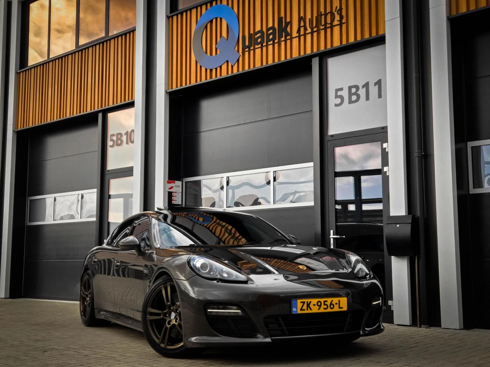 Hoofdafbeelding Porsche Panamera