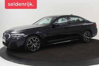 BMW 5-serie 545e xDrive M Sport | Trekhaak | Adaptive cruise |  Stoel & stuurverwarming | Alcantara | Camera | Carplay | Sfeerverlichting | 19'' | Full LED | Park Assist