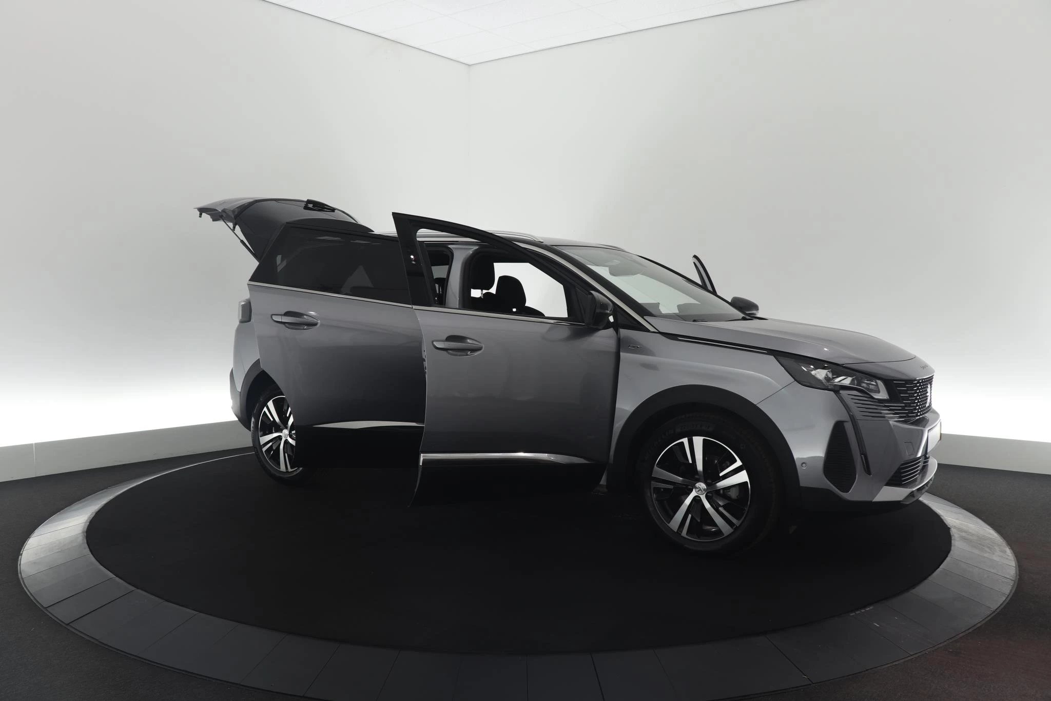 Hoofdafbeelding Peugeot 5008