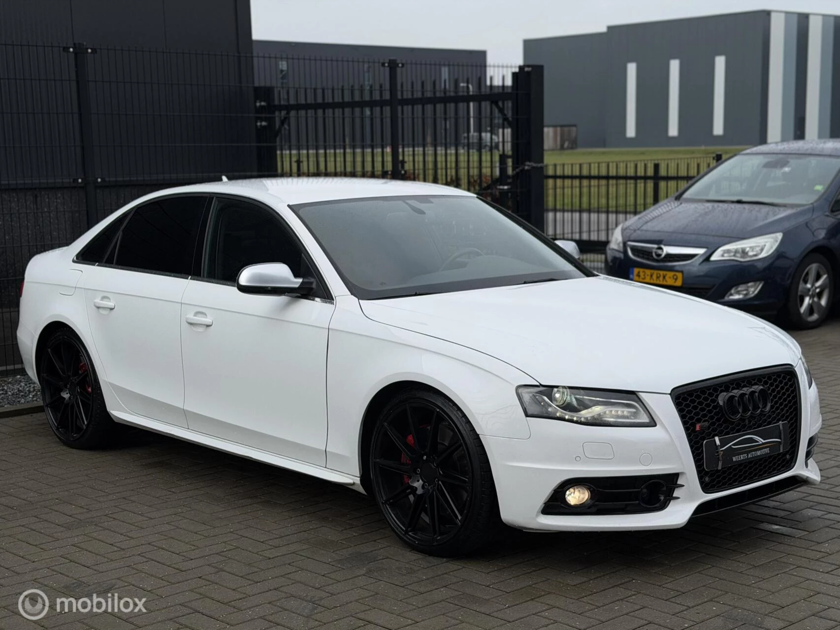 Hoofdafbeelding Audi S4