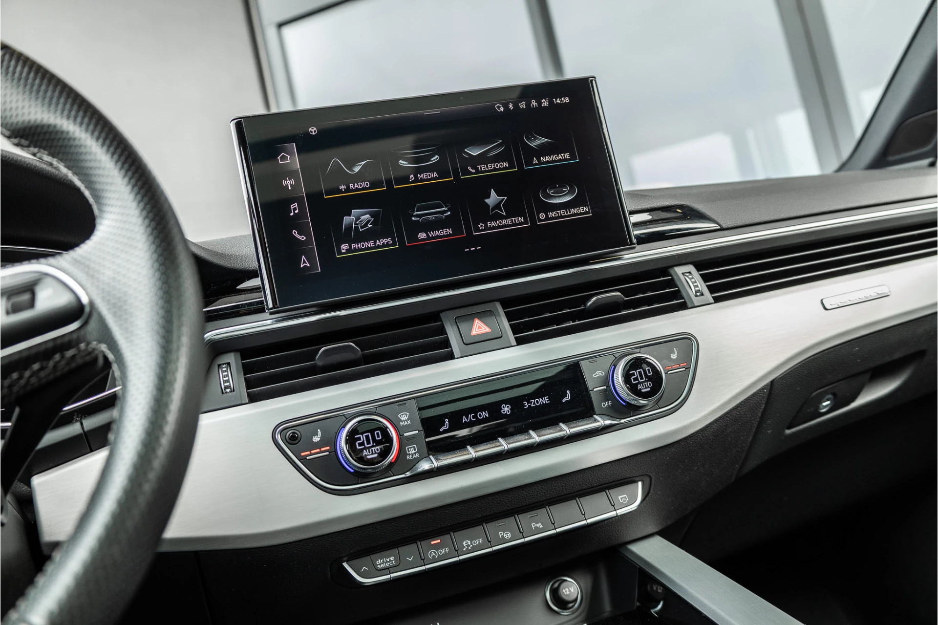 Hoofdafbeelding Audi A4