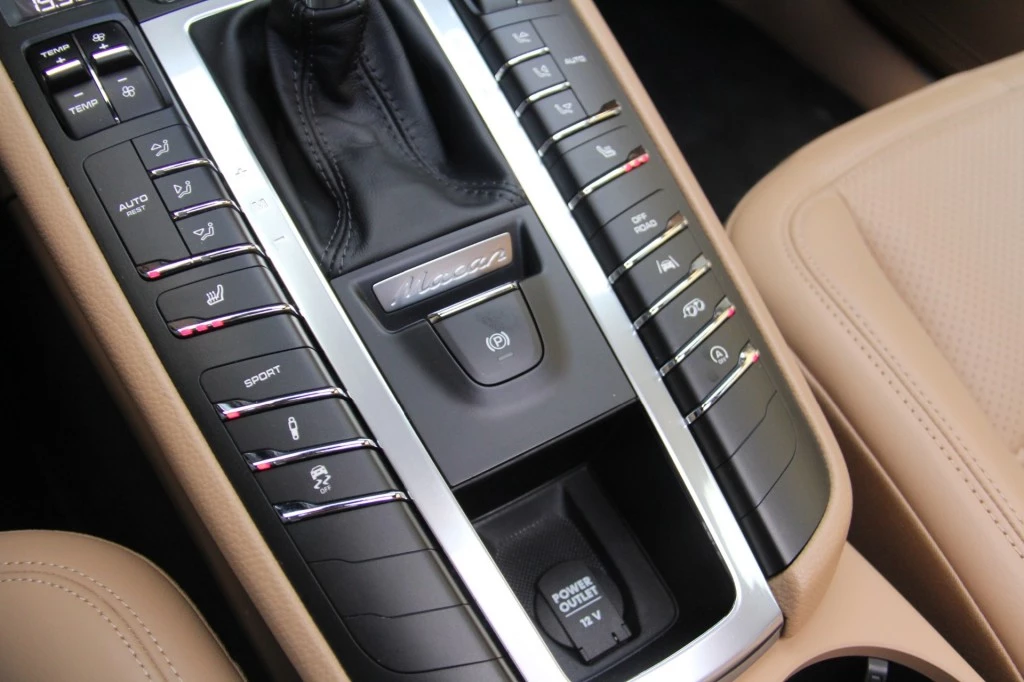 Hoofdafbeelding Porsche Macan