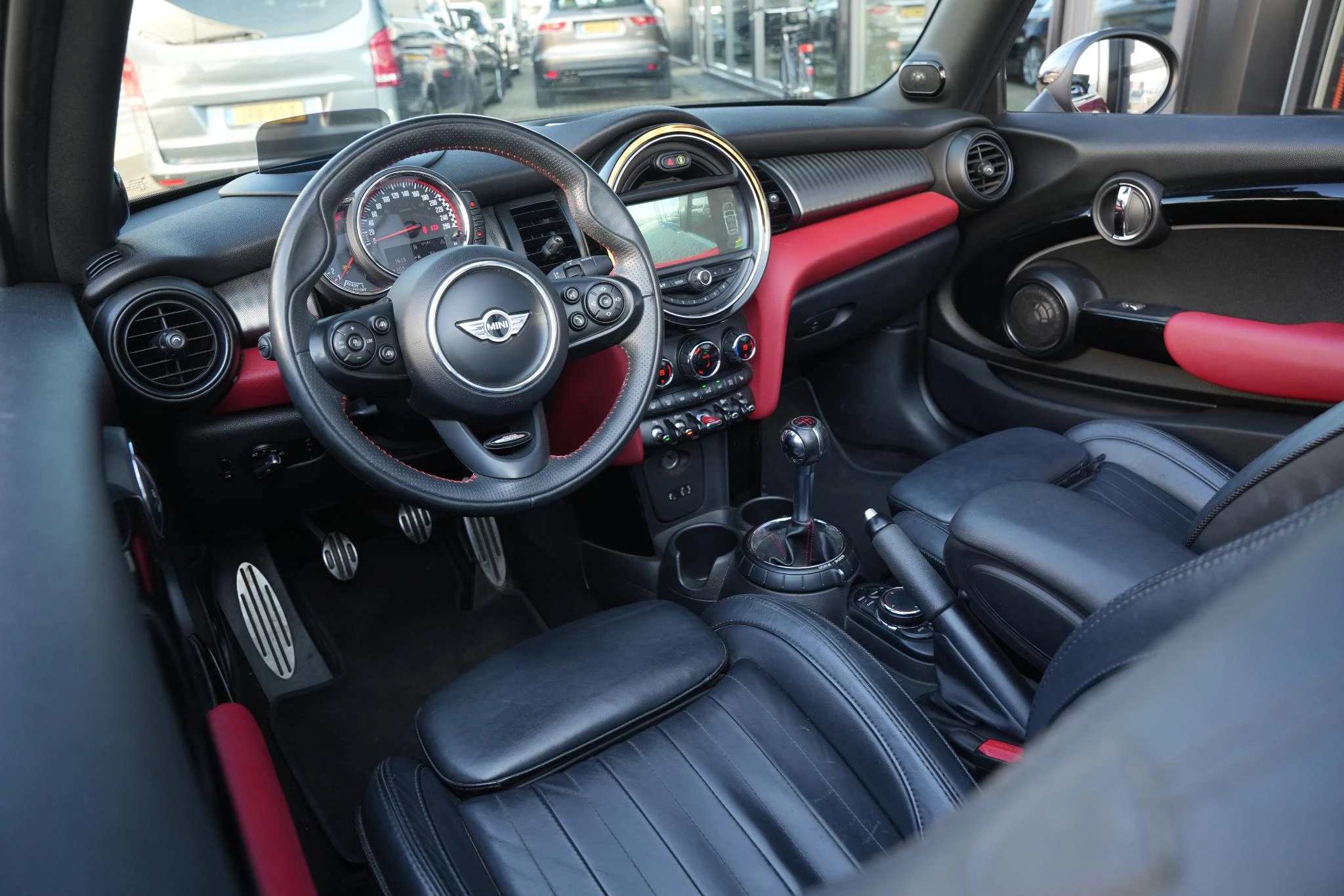 Hoofdafbeelding MINI Cooper Cabrio