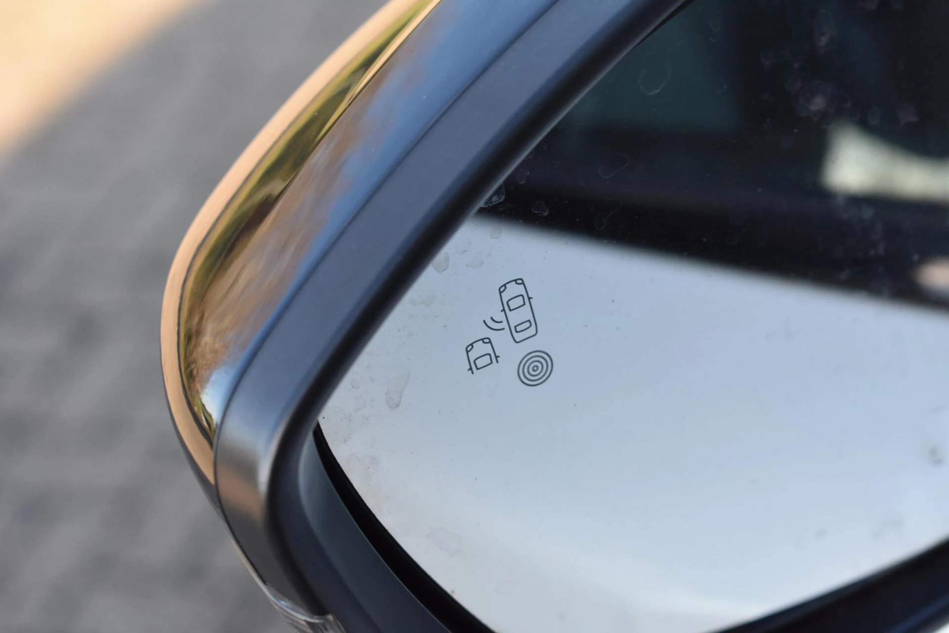 Hoofdafbeelding Peugeot e-2008