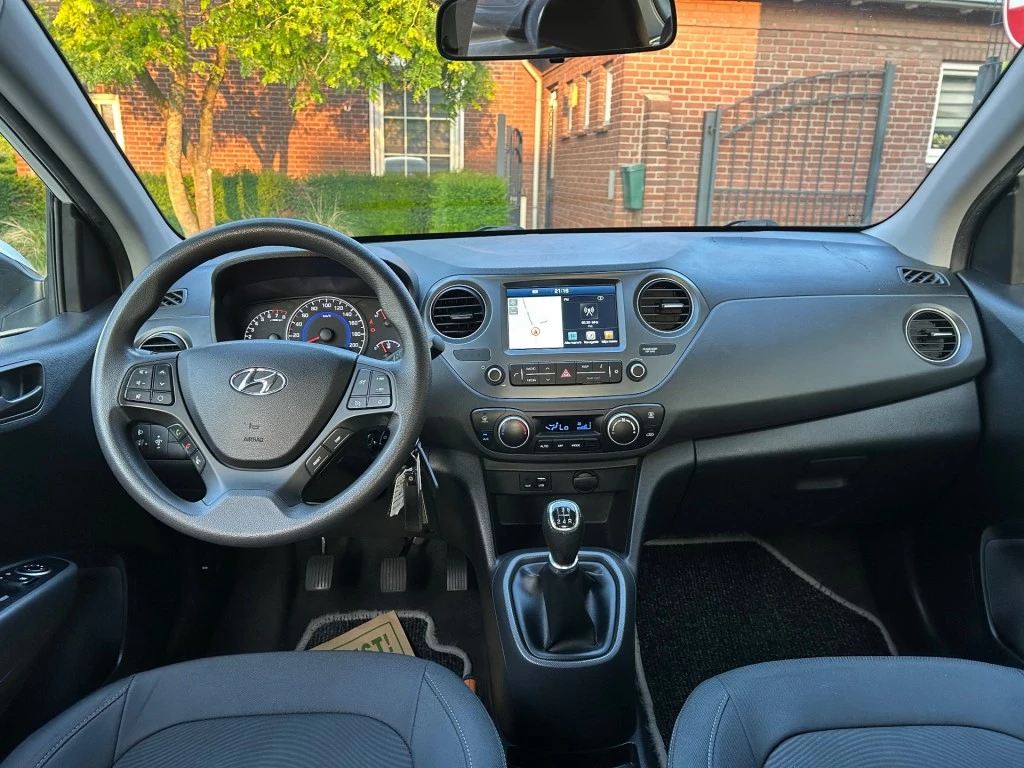 Hoofdafbeelding Hyundai i10