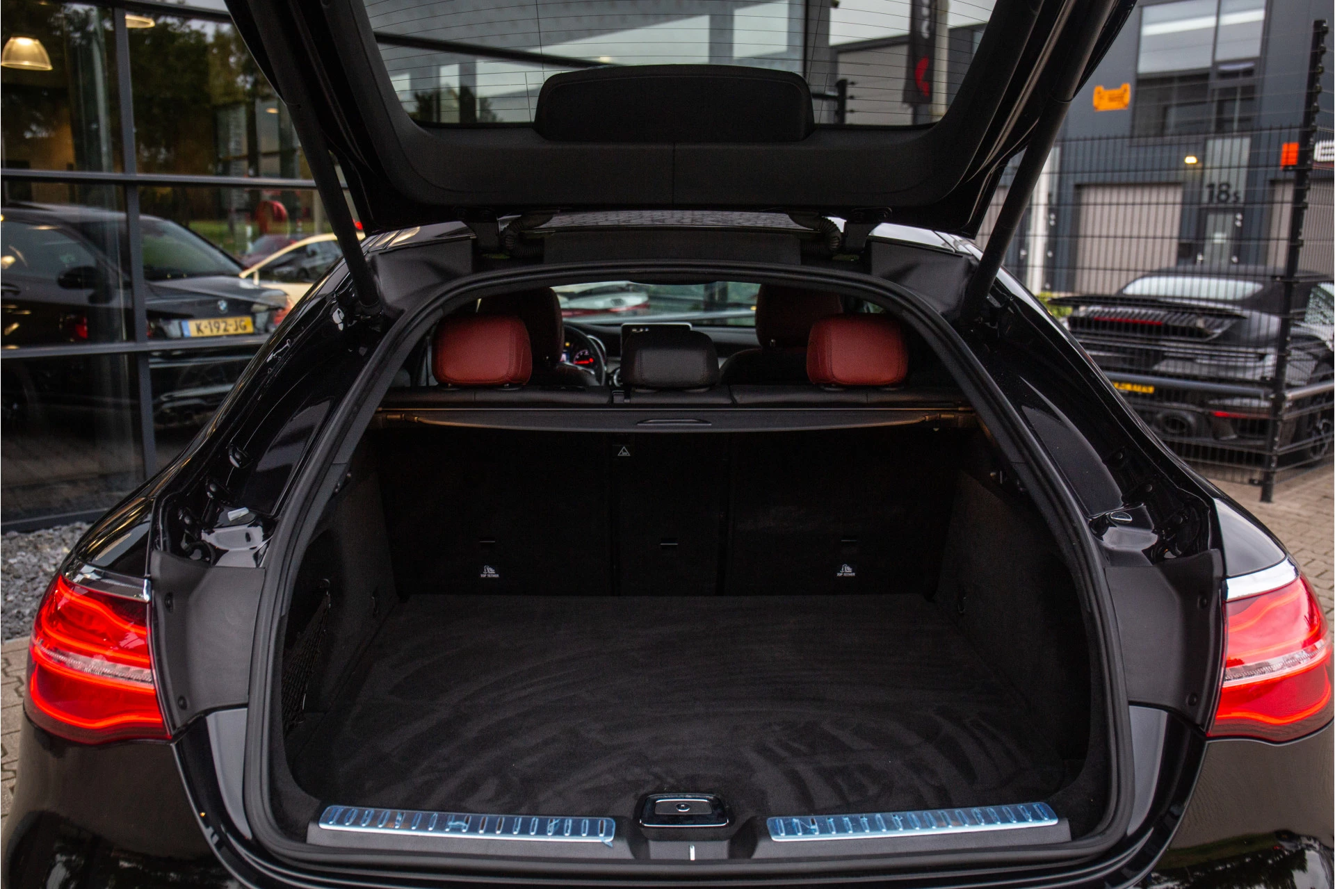 Hoofdafbeelding Mercedes-Benz GLC