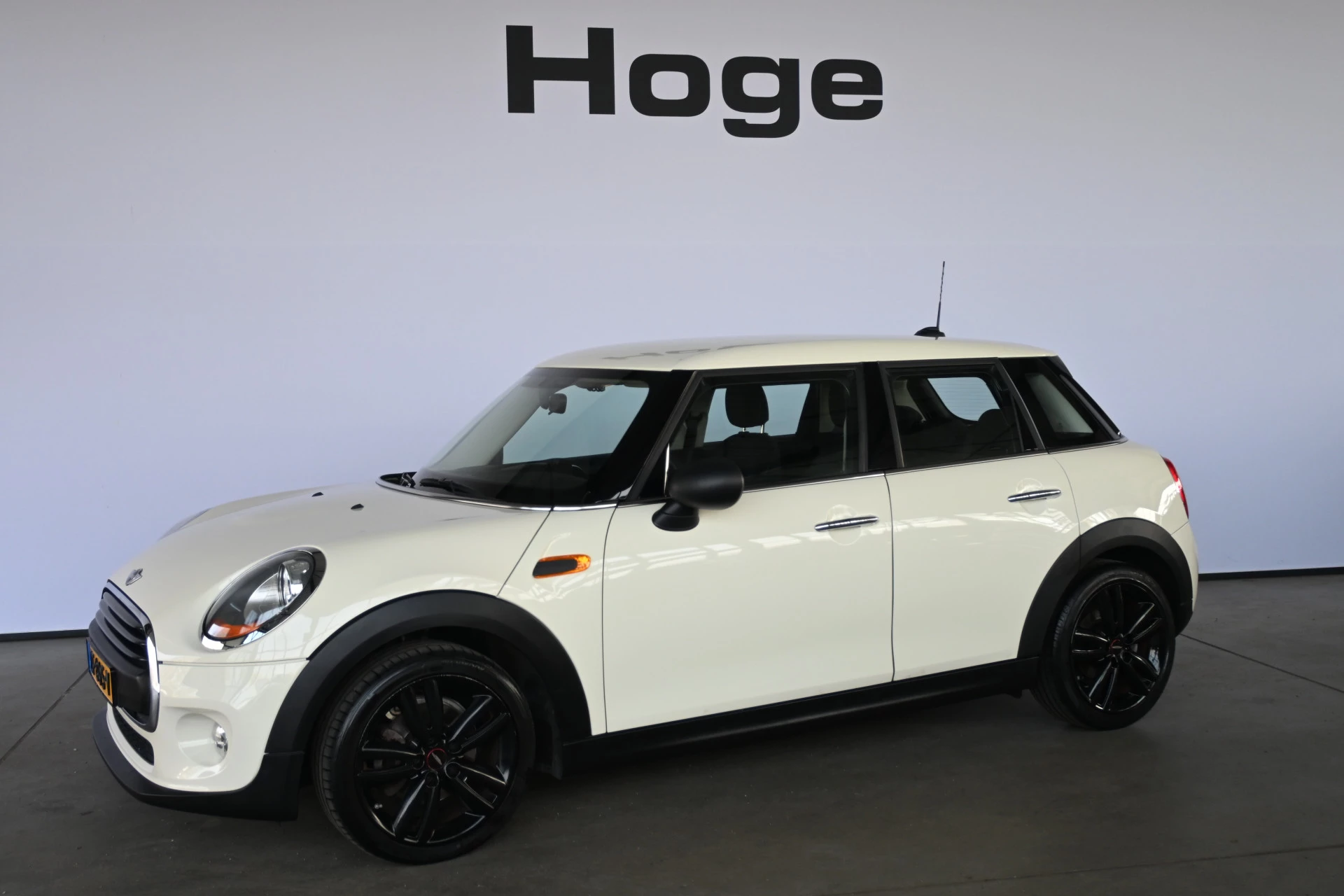 Hoofdafbeelding MINI One