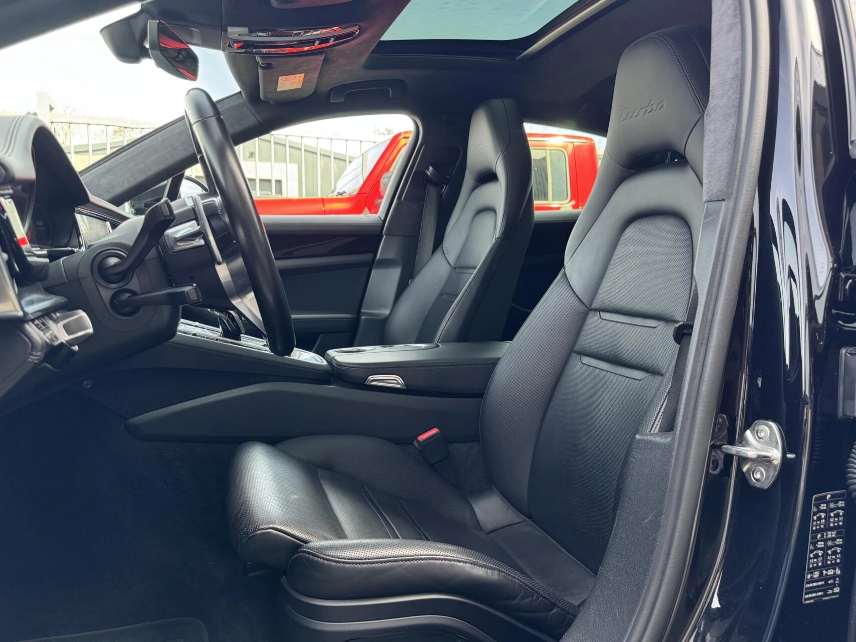 Hoofdafbeelding Porsche Panamera