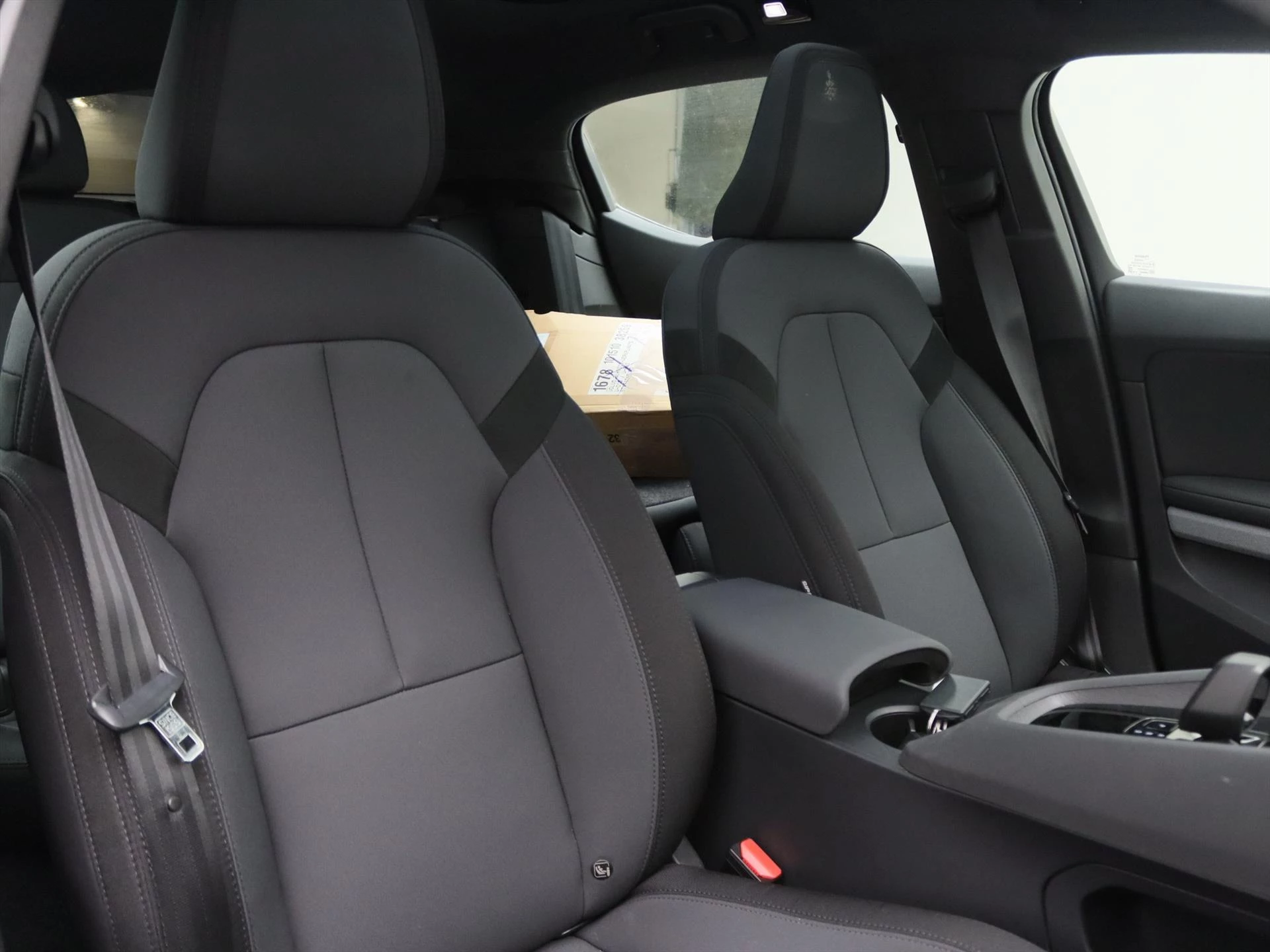 Hoofdafbeelding Polestar 2