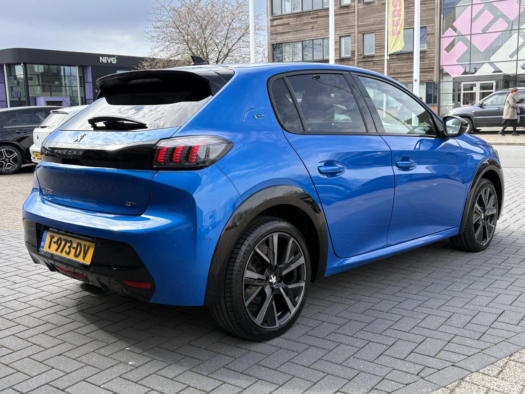 Hoofdafbeelding Peugeot e-208