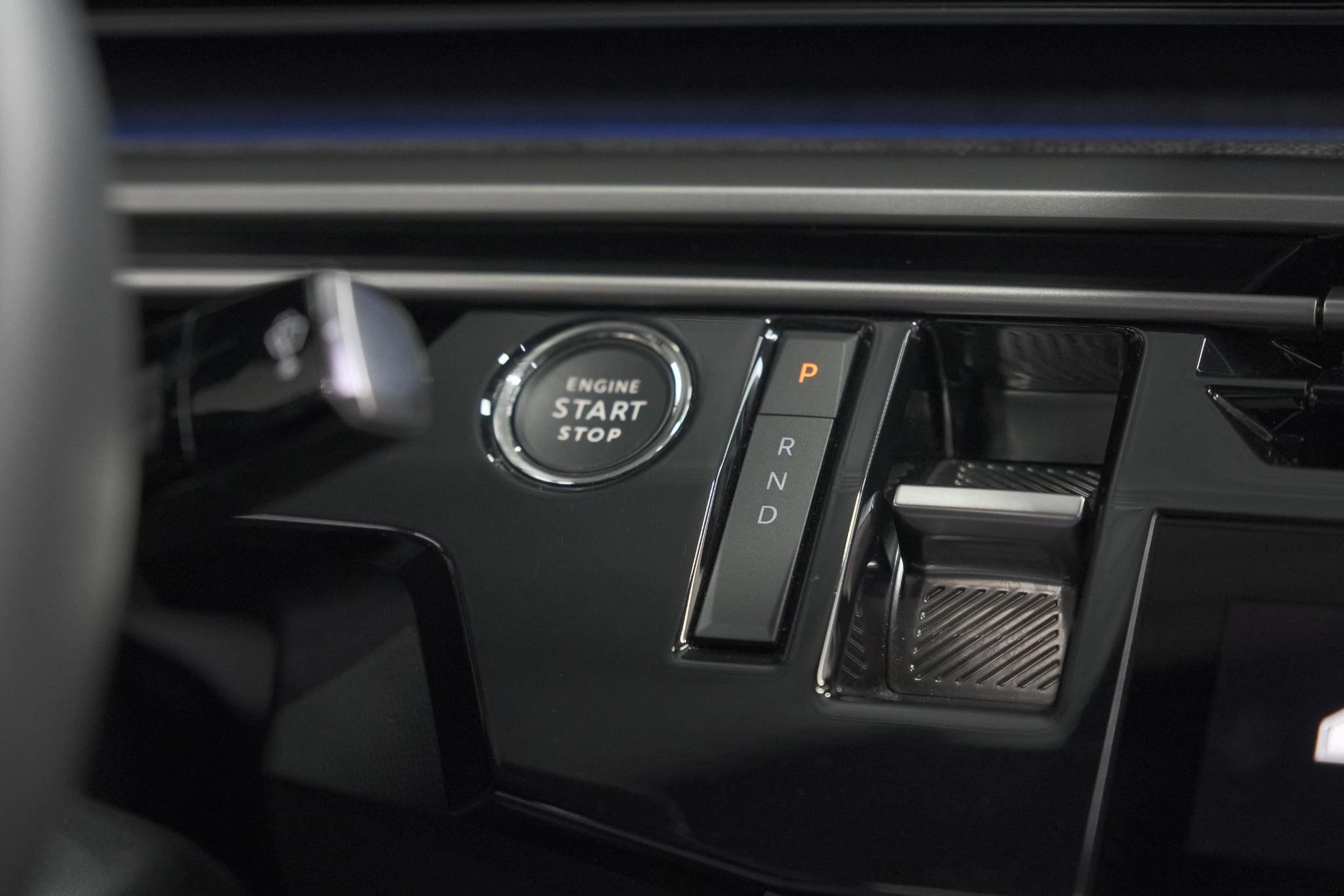 Hoofdafbeelding Peugeot e-3008