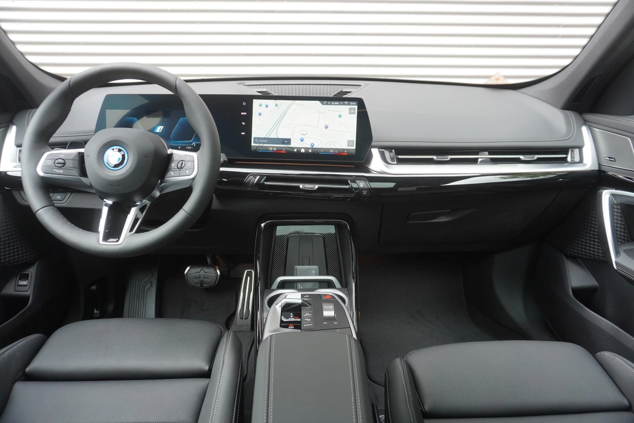 Hoofdafbeelding BMW iX1
