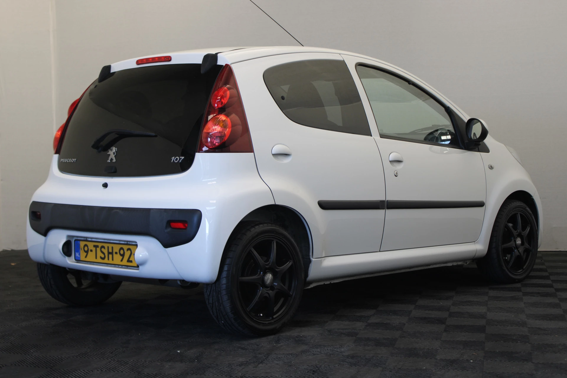 Hoofdafbeelding Peugeot 107