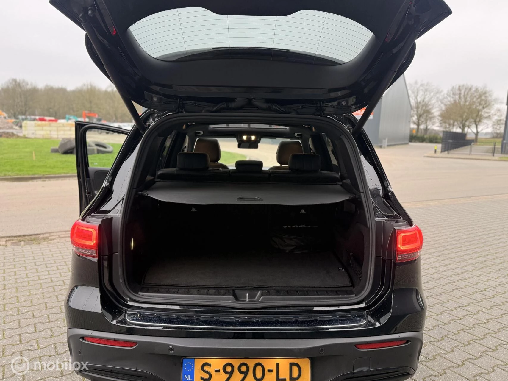 Hoofdafbeelding Mercedes-Benz EQB