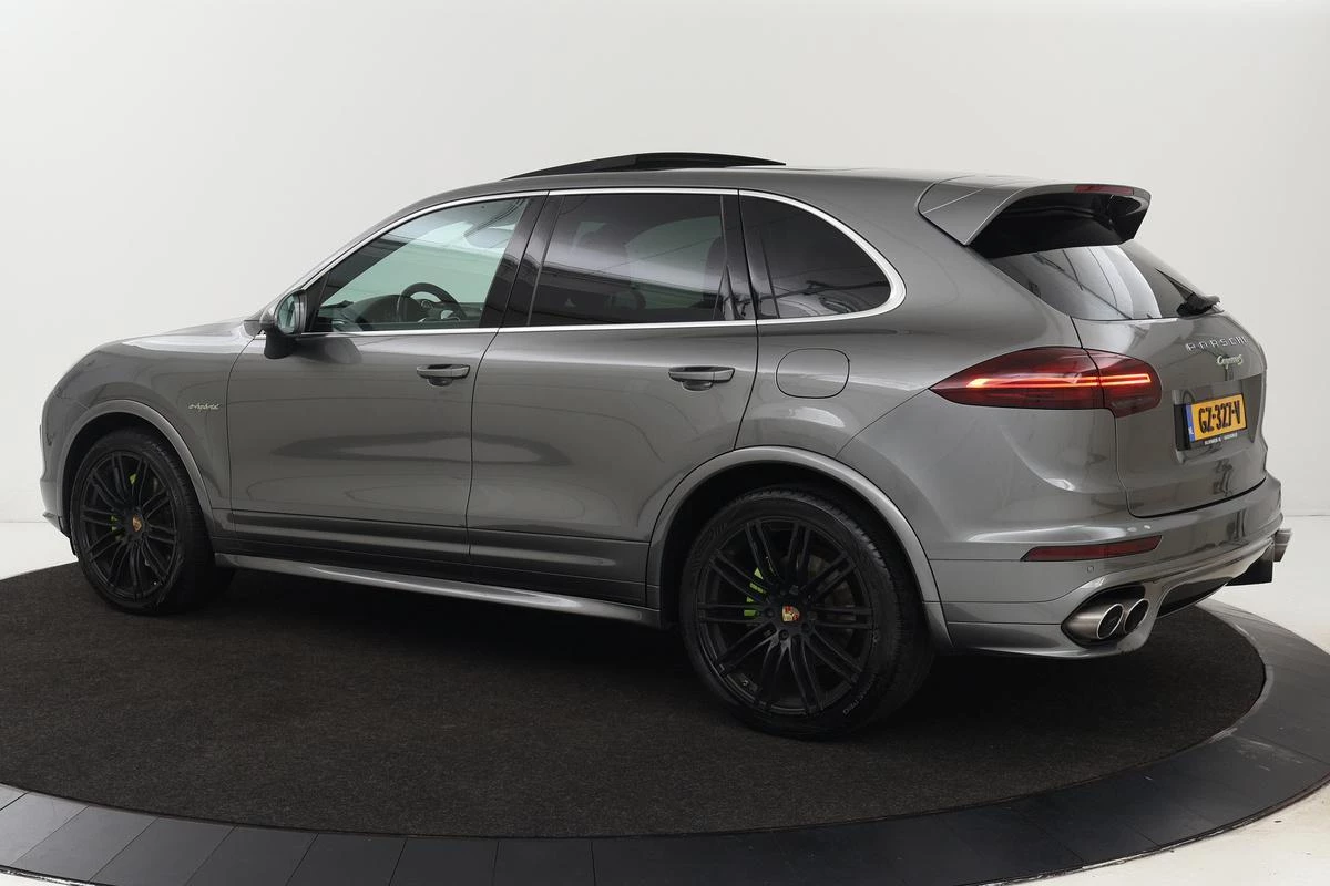 Hoofdafbeelding Porsche Cayenne