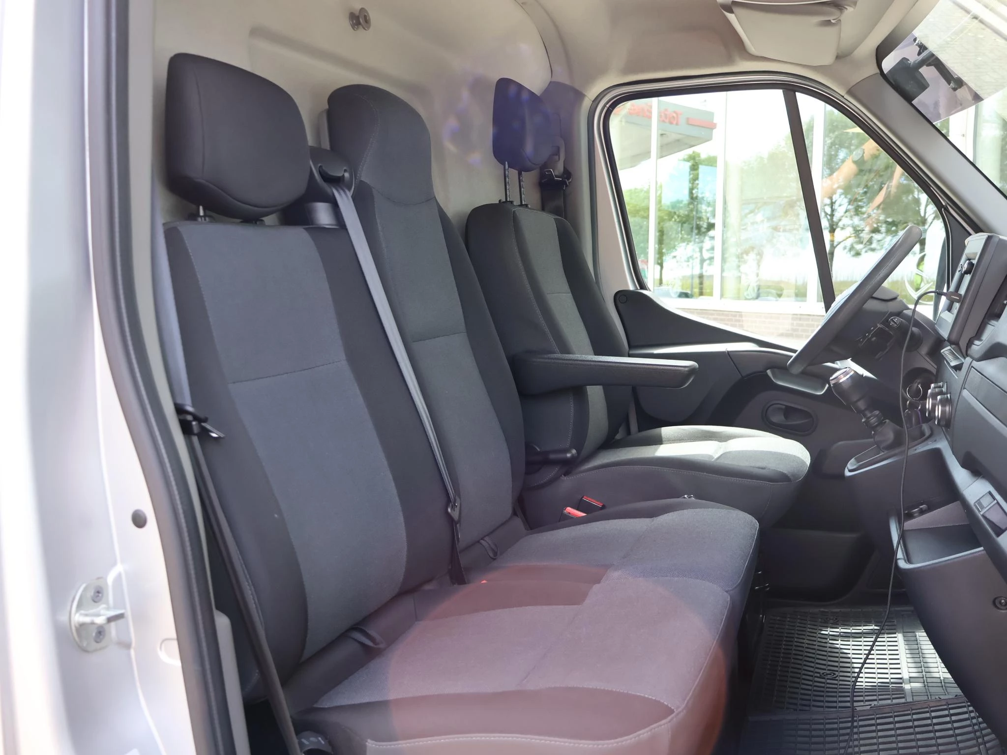 Hoofdafbeelding Nissan NV400