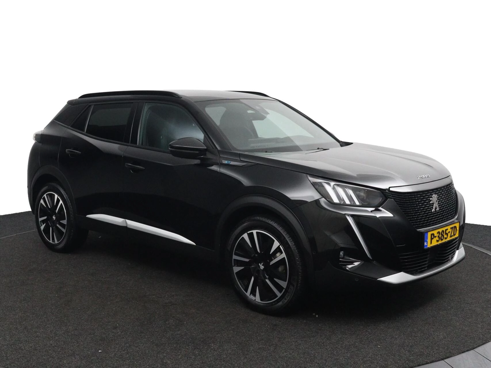 Hoofdafbeelding Peugeot e-2008