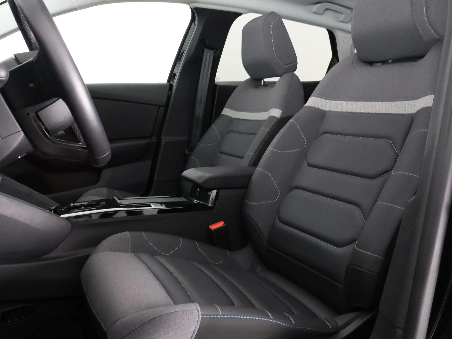 Hoofdafbeelding Citroën ë-C4 X