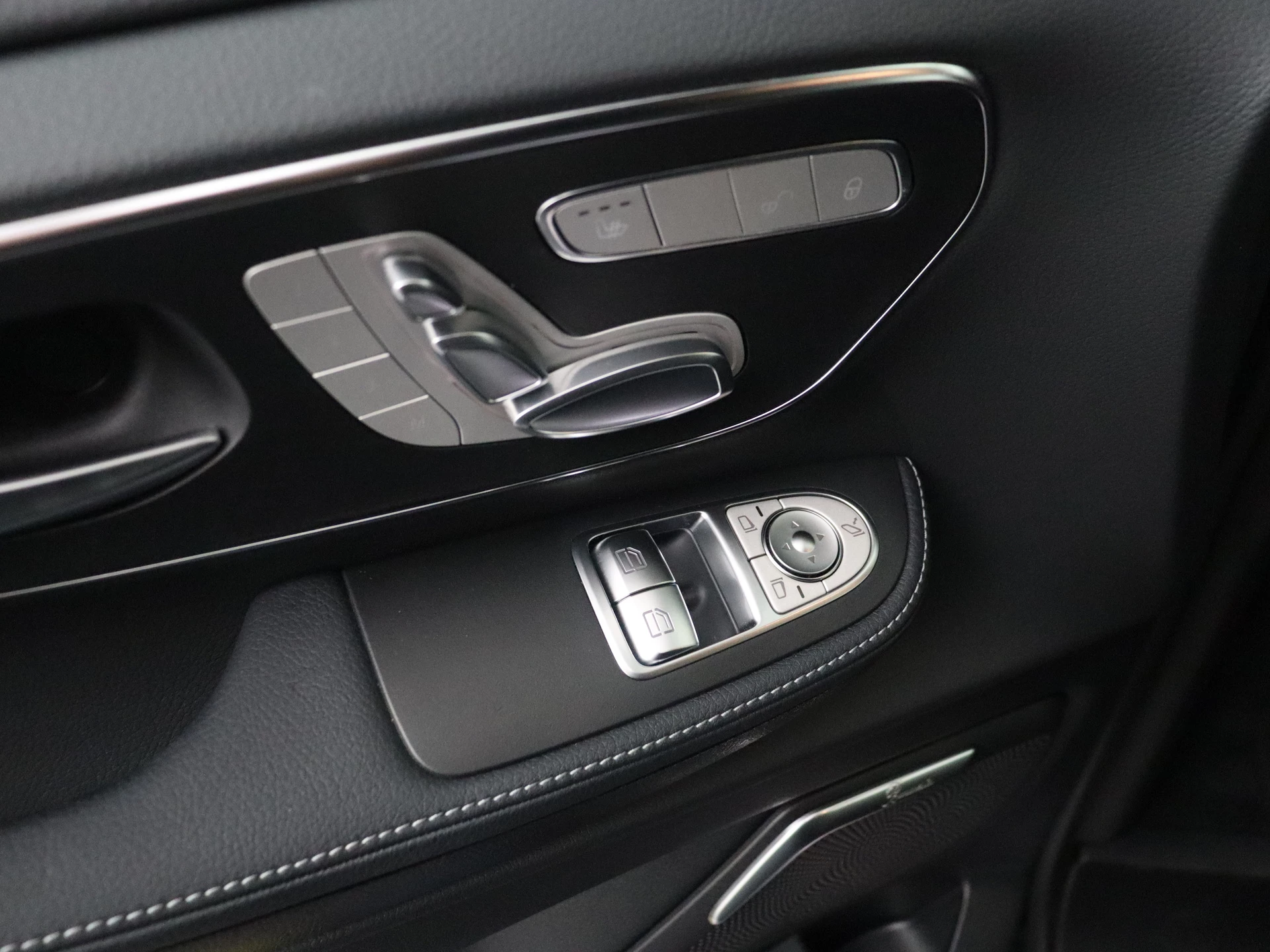 Hoofdafbeelding Mercedes-Benz EQV
