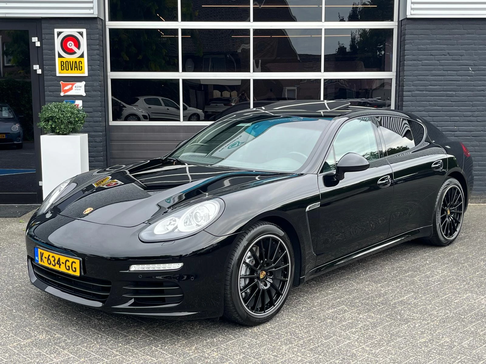 Hoofdafbeelding Porsche Panamera