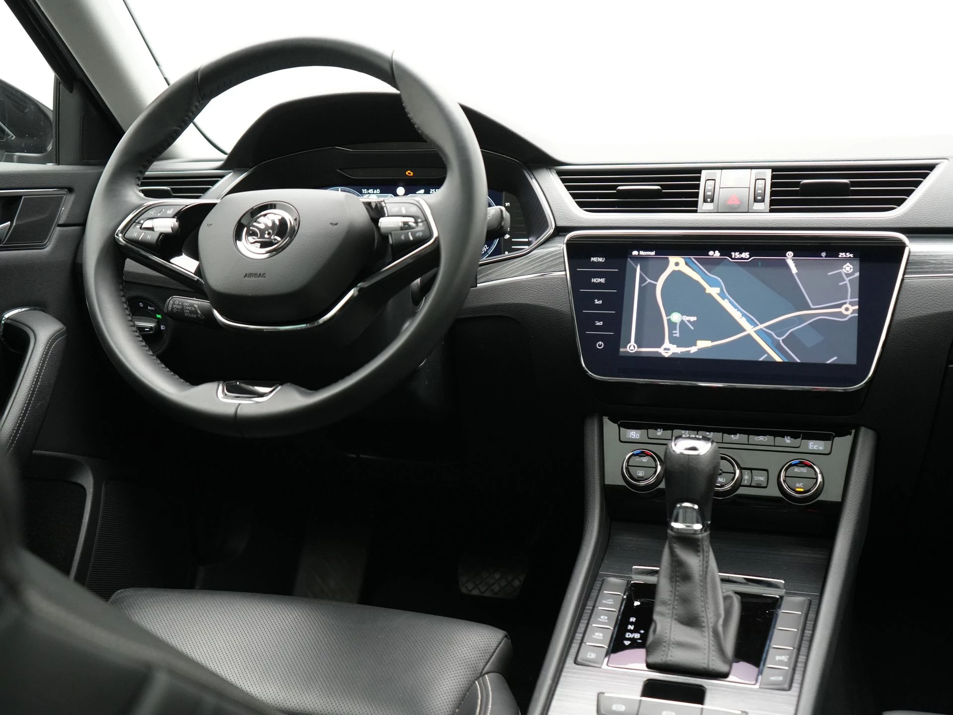 Hoofdafbeelding Škoda Superb