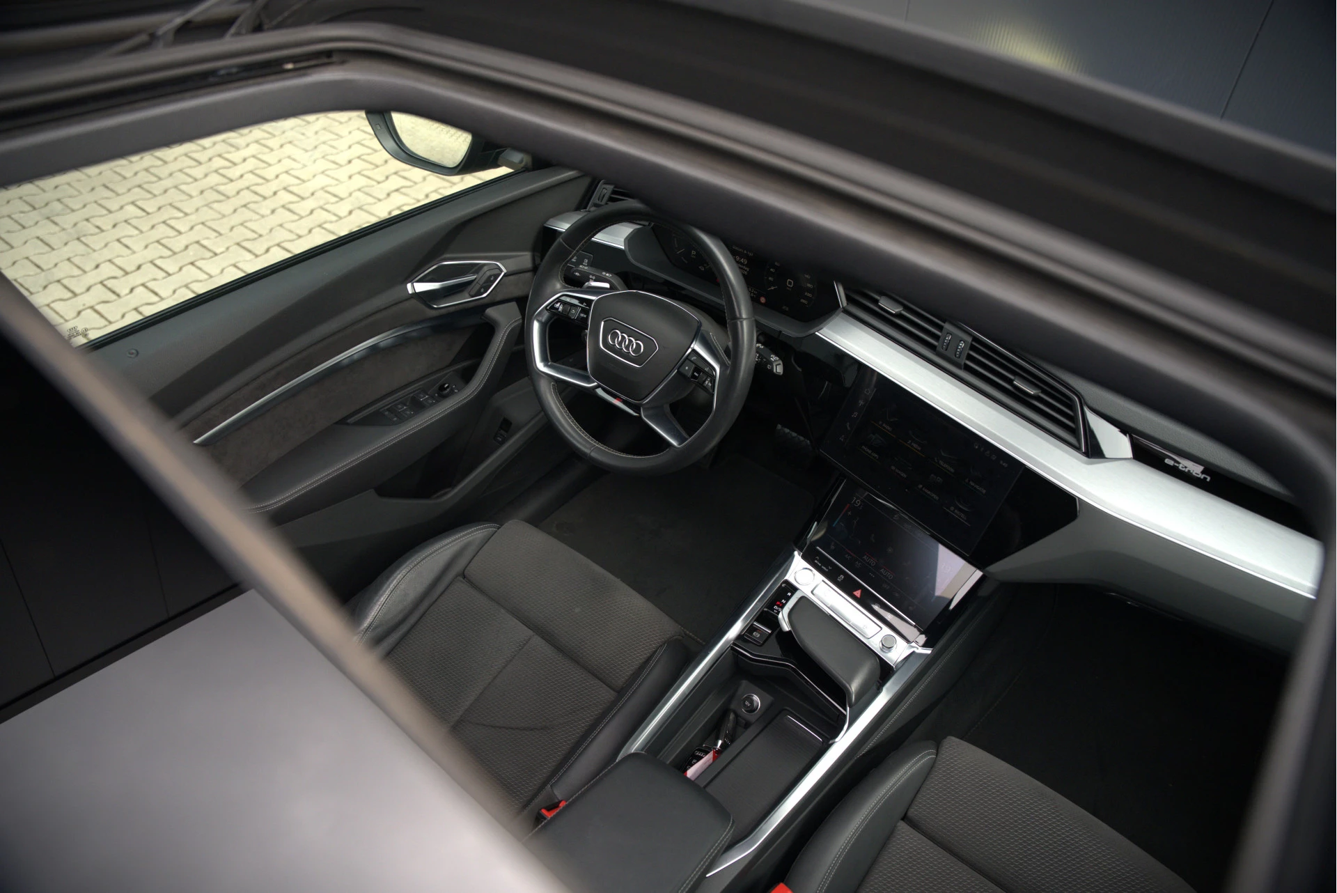 Hoofdafbeelding Audi e-tron