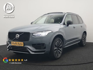 Volvo XC90 T8 Recharge AWD Ultimate Dark 7 Persoons LONG RANGE Plug In Hybrid 455pk Dealer O.H. PHEV | Trekhaak Af Fabriek | Panodak | Head Up | Adaptive Cruise | Harman / Kardon | 360 Camera | Lederen Sportstoelen Massage & Memory & Ventilatie | Google Assistent | Stoelen & Stuur Verwarmd |