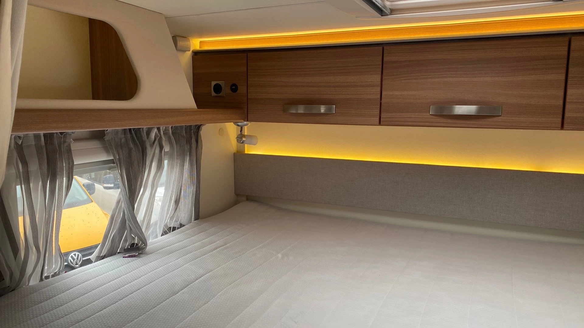 Hoofdafbeelding Weinsberg R57