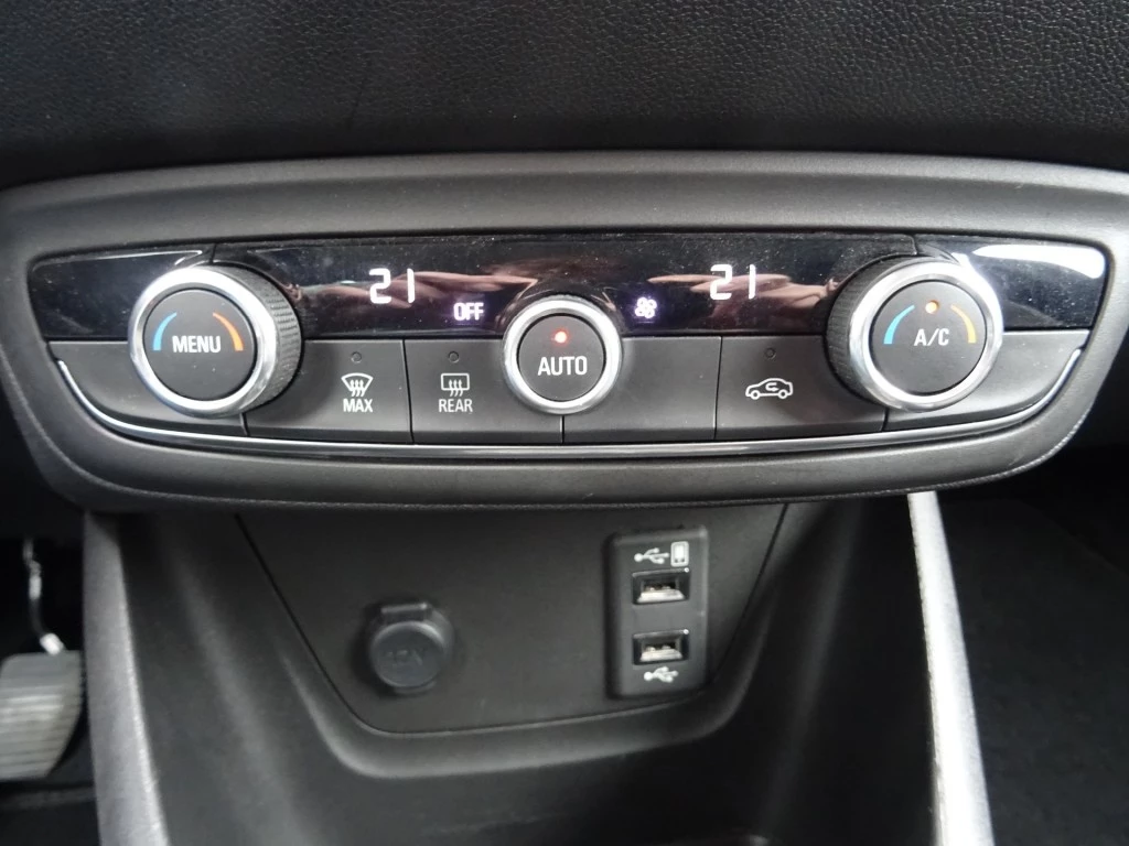 Hoofdafbeelding Opel Crossland X