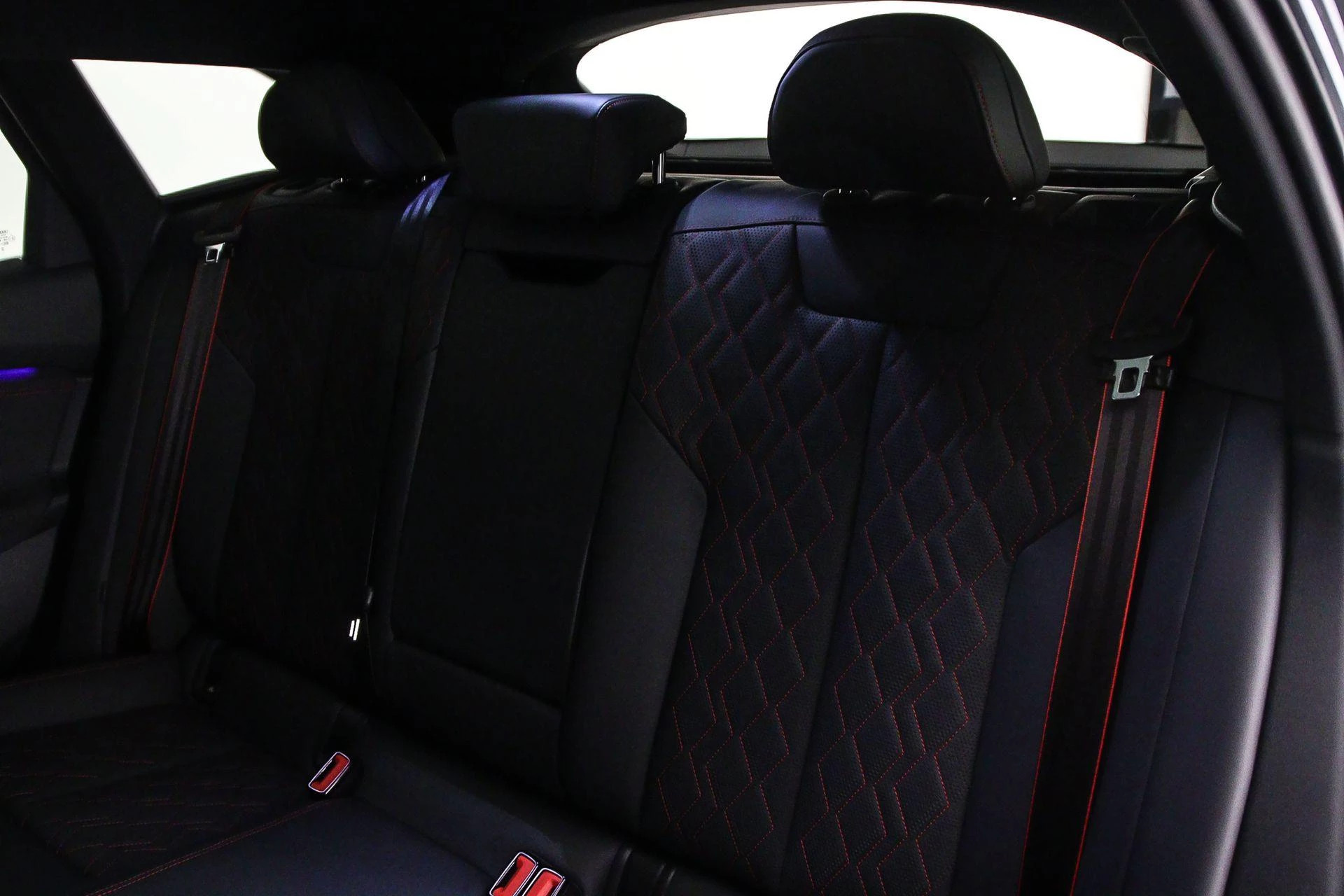 Hoofdafbeelding Audi S6 Avant e-tron