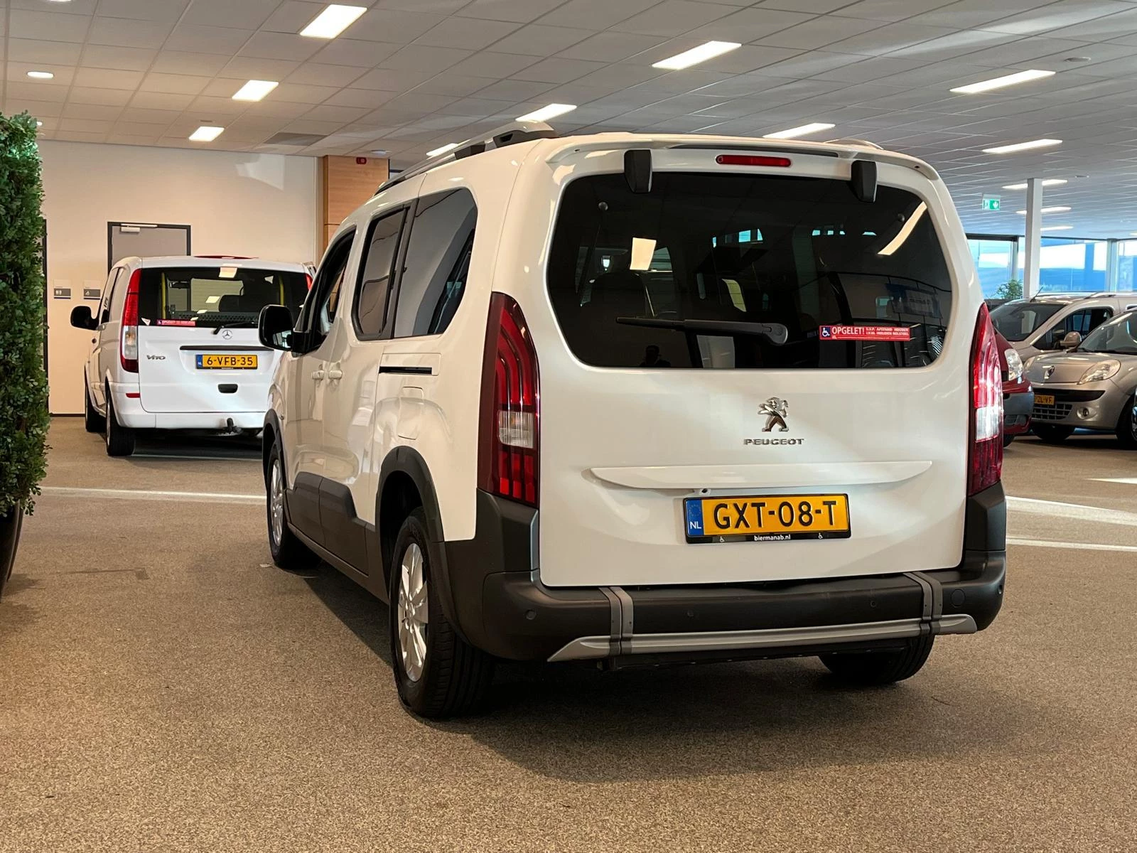 Hoofdafbeelding Peugeot Rifter