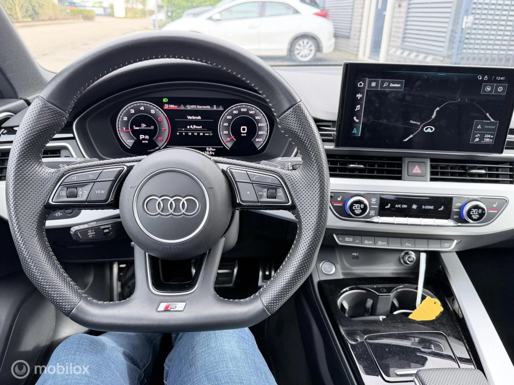 Hoofdafbeelding Audi A4