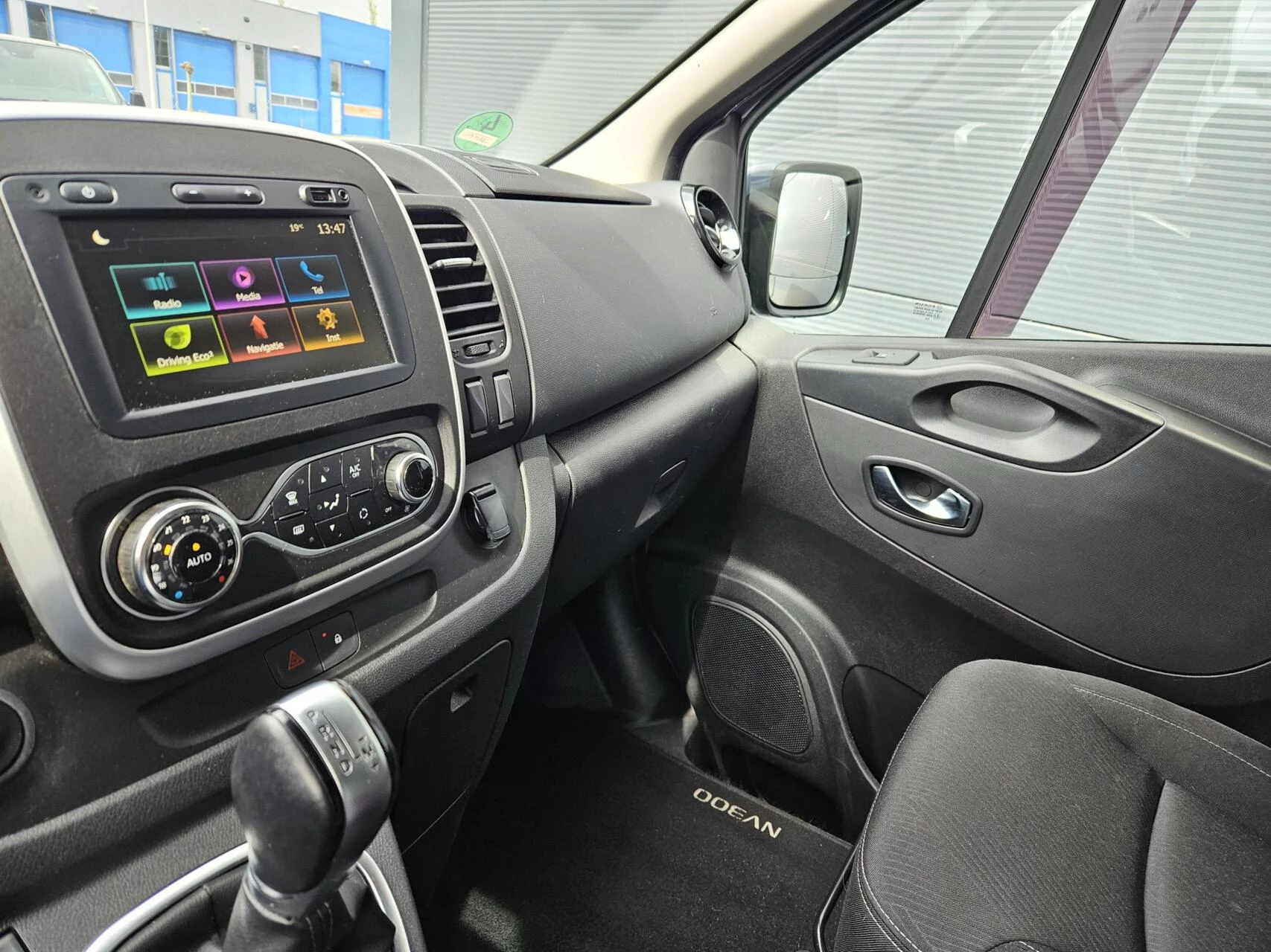 Hoofdafbeelding Nissan NV300