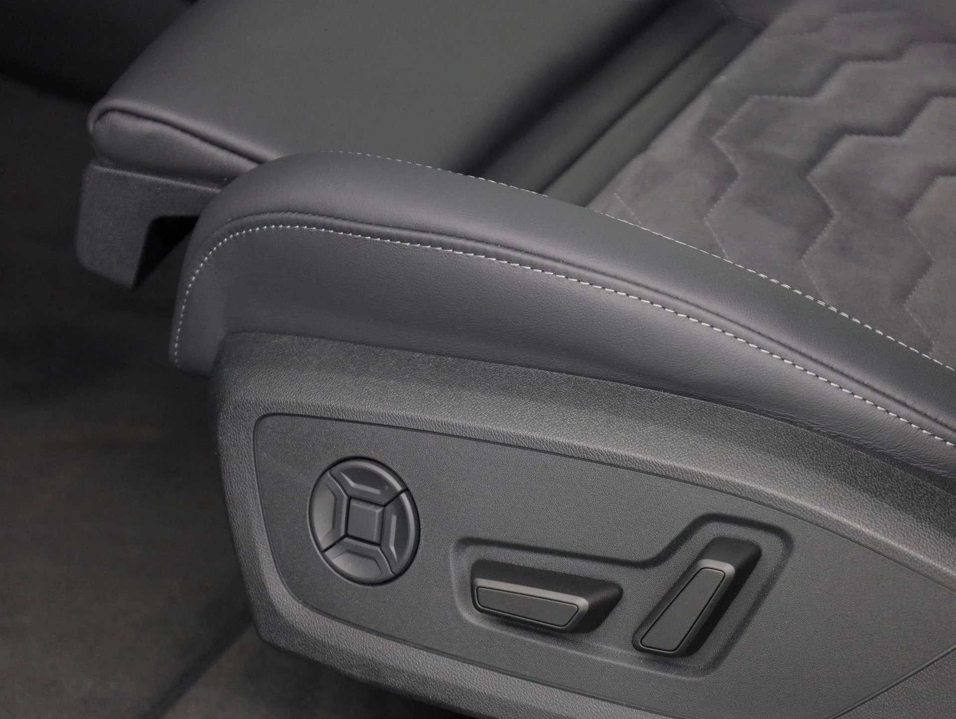 Hoofdafbeelding Audi A6 Sportback e-tron