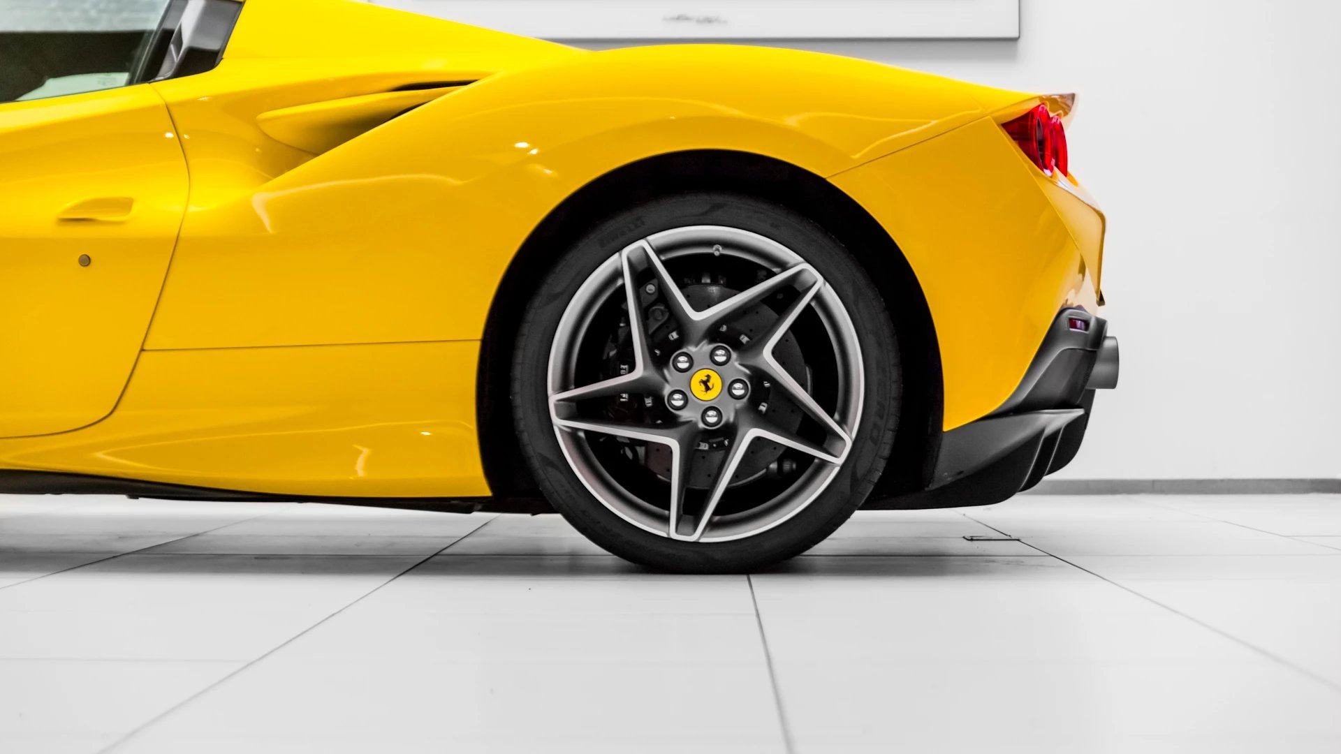 Hoofdafbeelding Ferrari F8 Spider