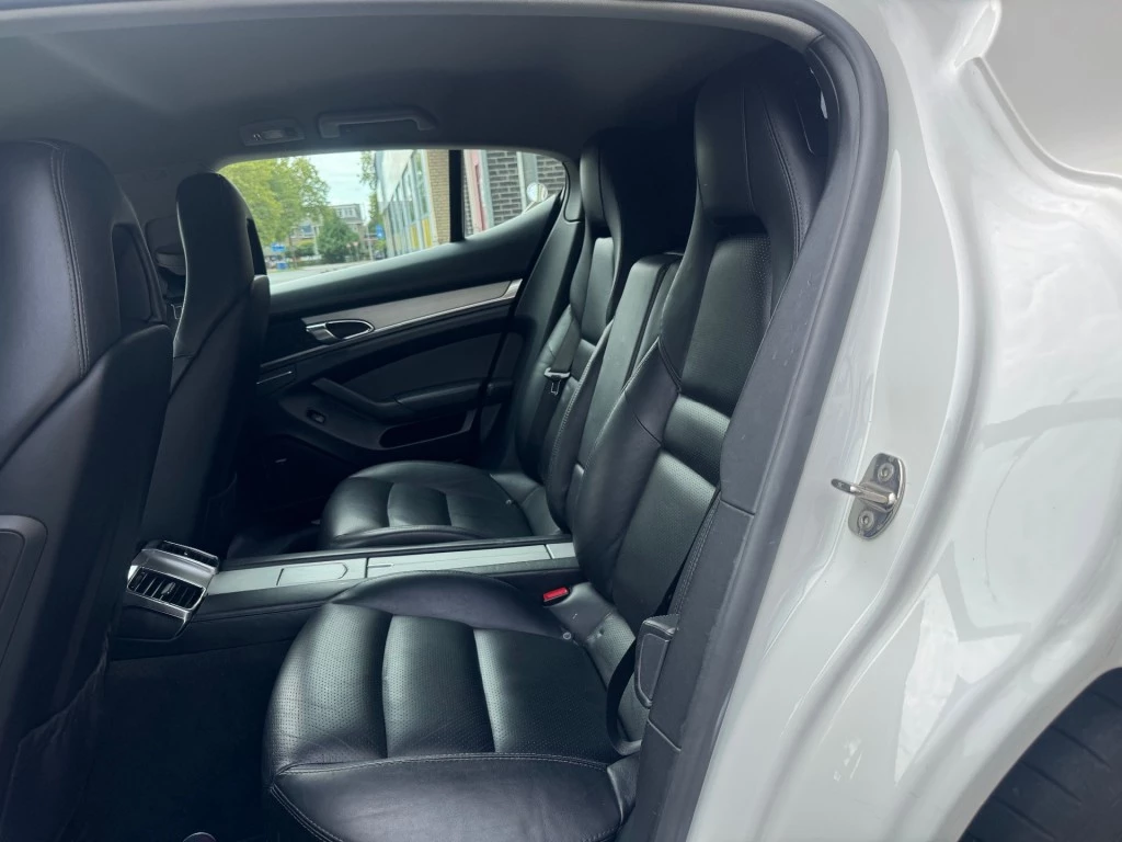 Hoofdafbeelding Porsche Panamera