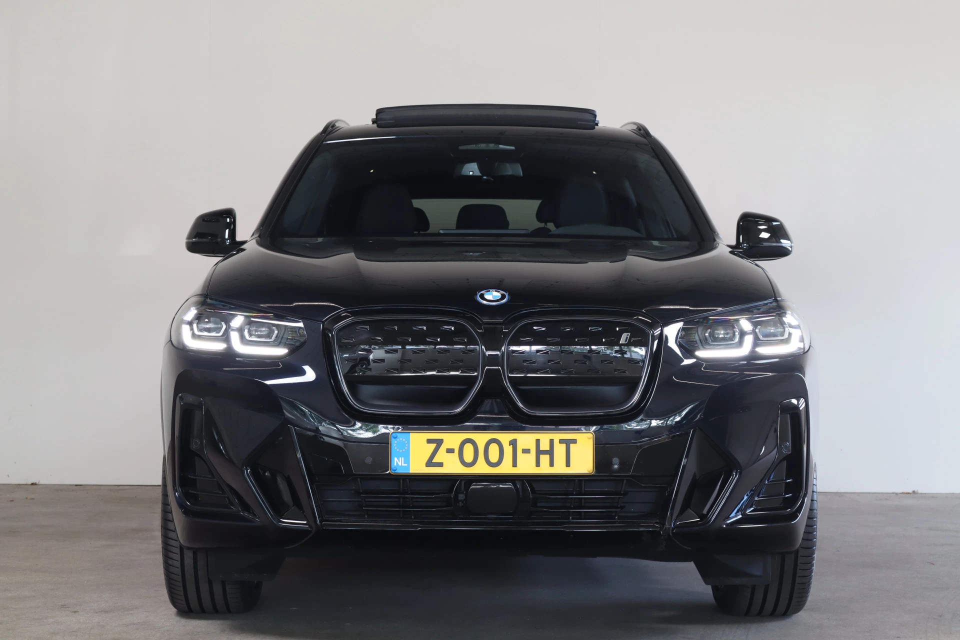 Hoofdafbeelding BMW iX3