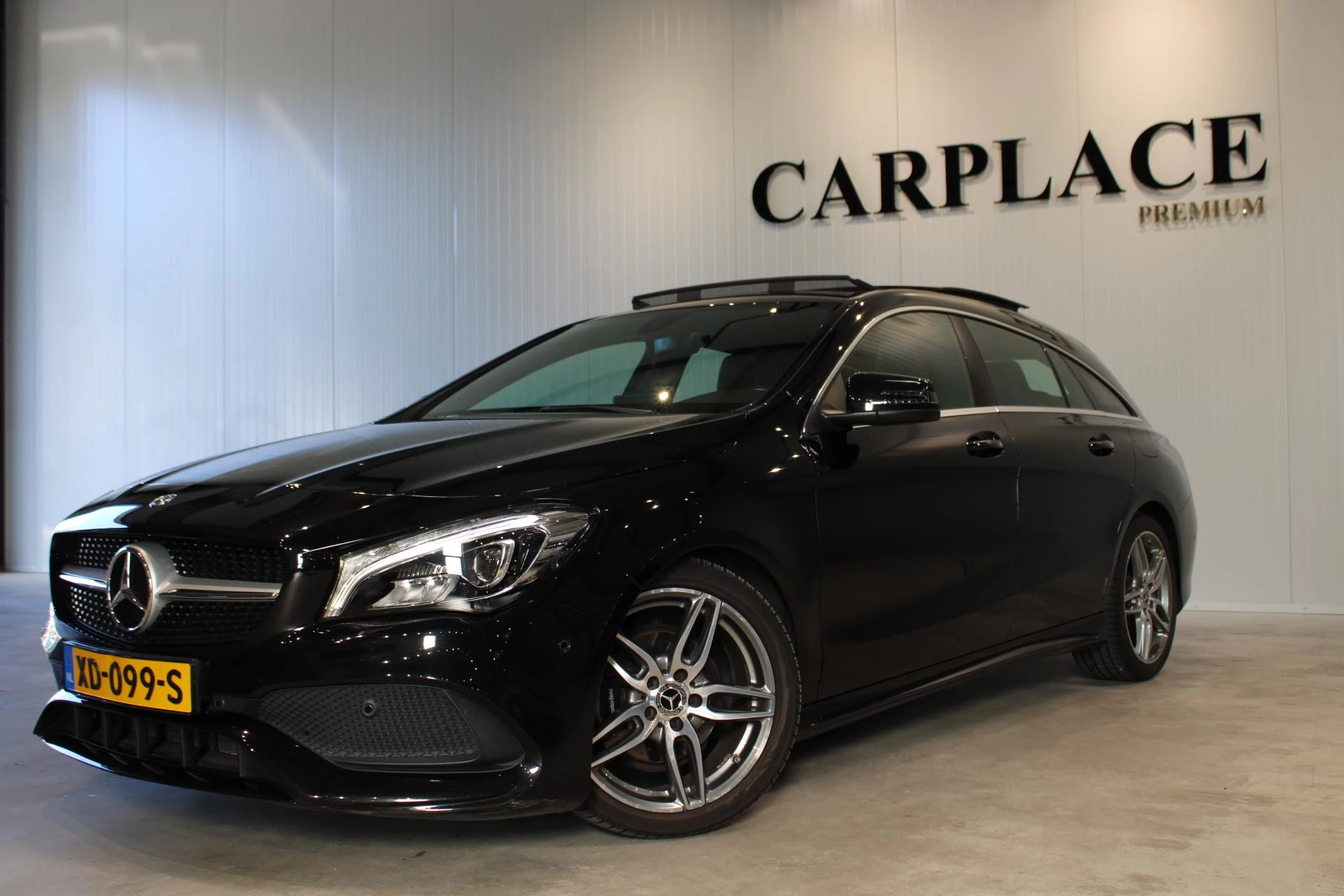 Hoofdafbeelding Mercedes-Benz CLA