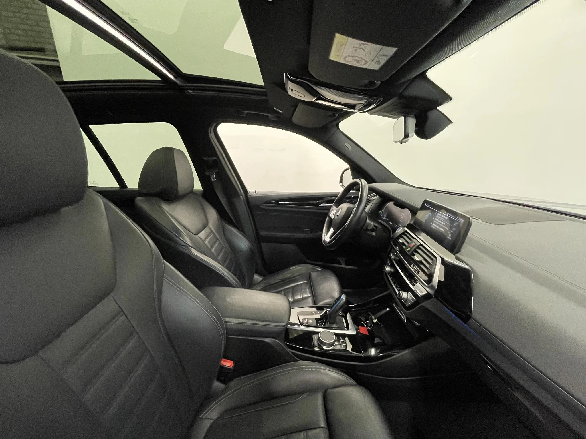 Hoofdafbeelding BMW iX3