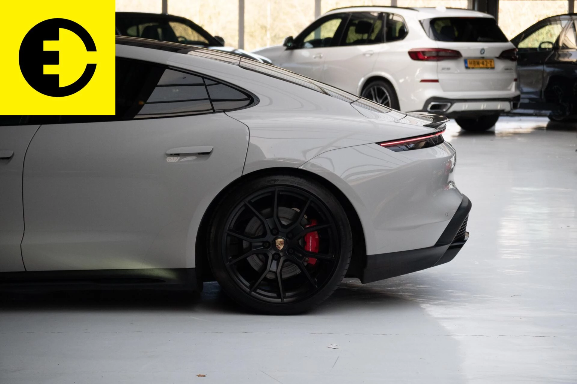 Hoofdafbeelding Porsche Taycan