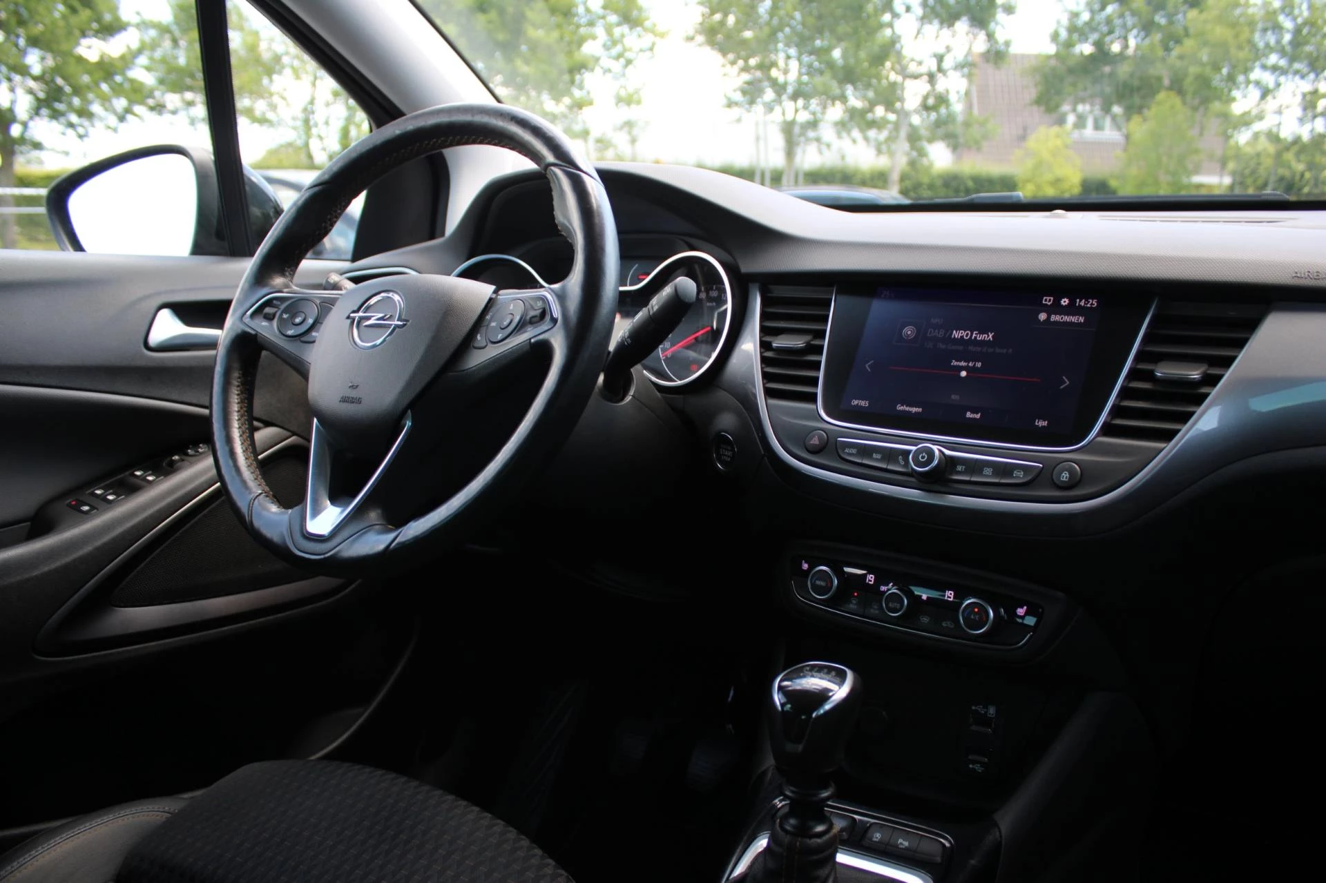 Hoofdafbeelding Opel Crossland X