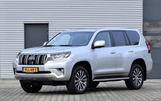 Toyota Land Cruiser Landcruiser 2.8 D-4D-F Executive TEC edition achterbank is erbij