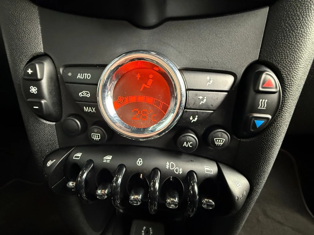 Hoofdafbeelding MINI Cabrio