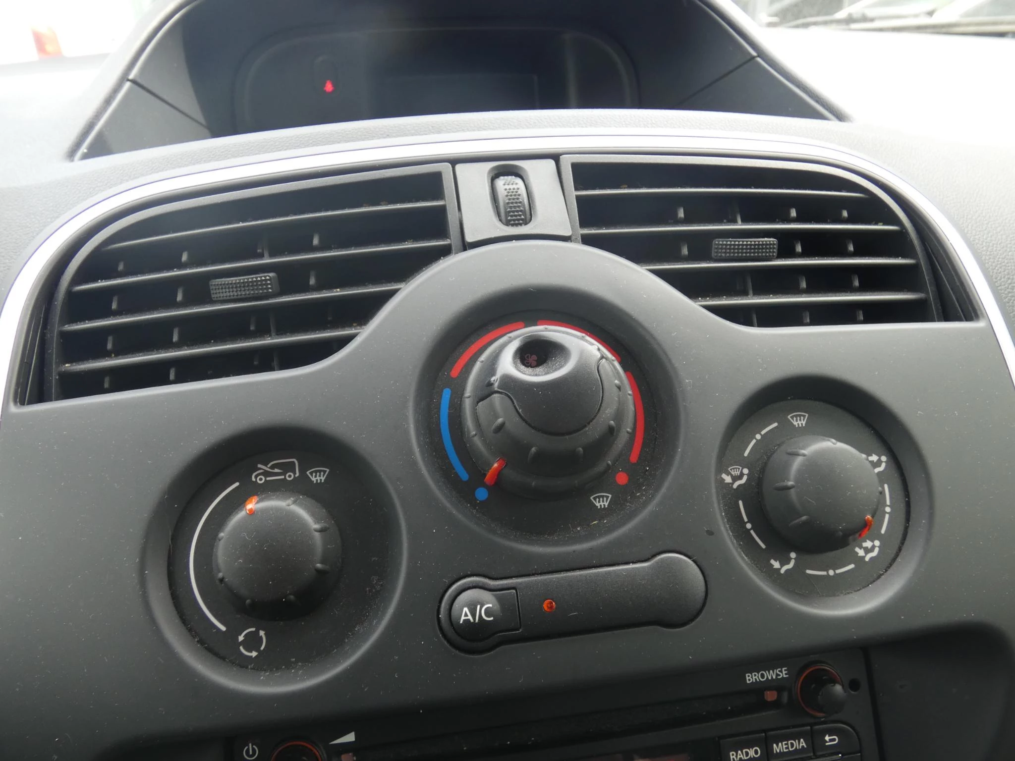 Hoofdafbeelding Nissan NV250