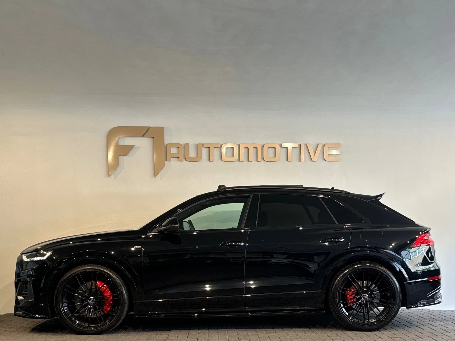 Hoofdafbeelding Audi Q8
