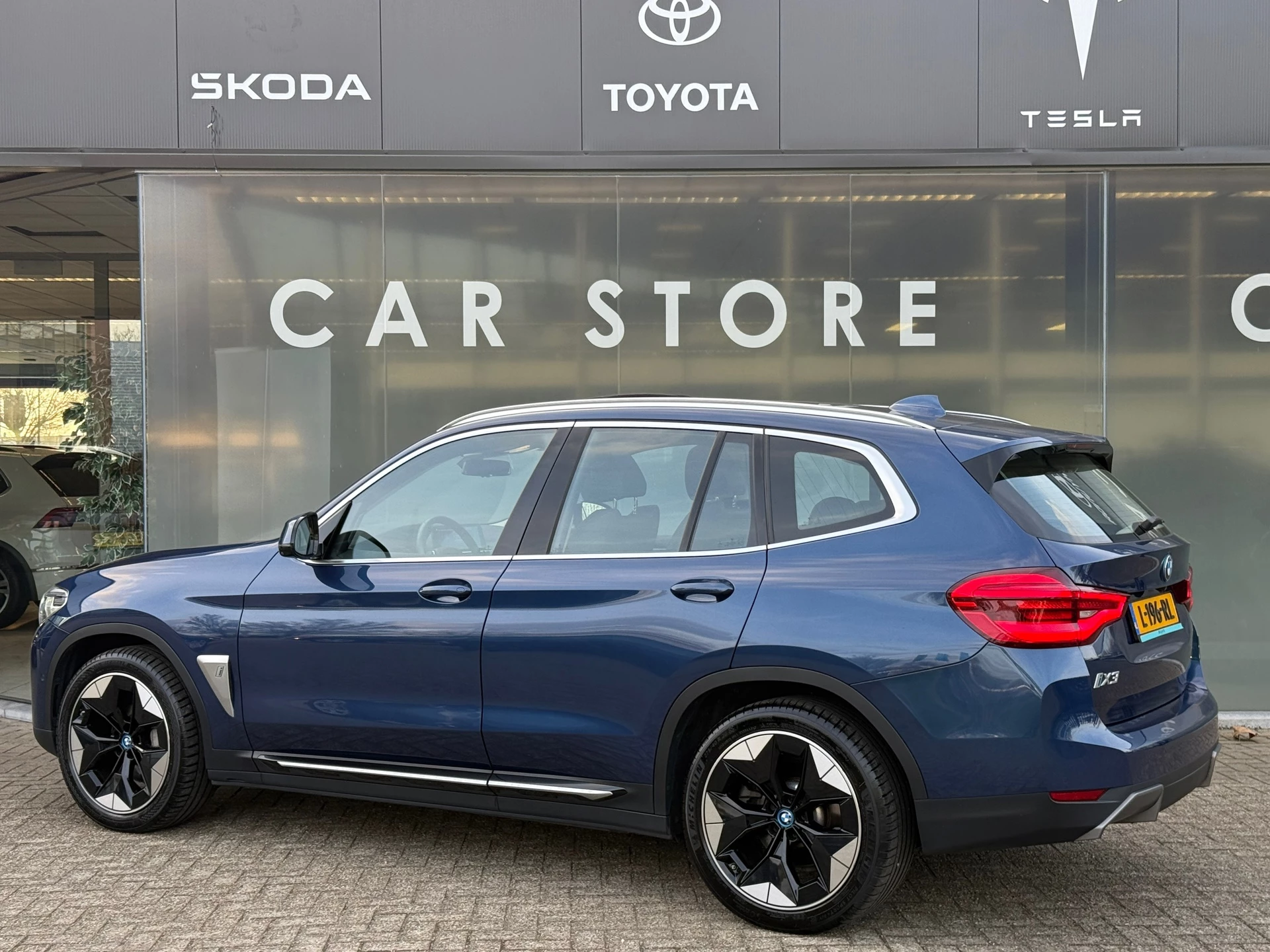 Hoofdafbeelding BMW iX3