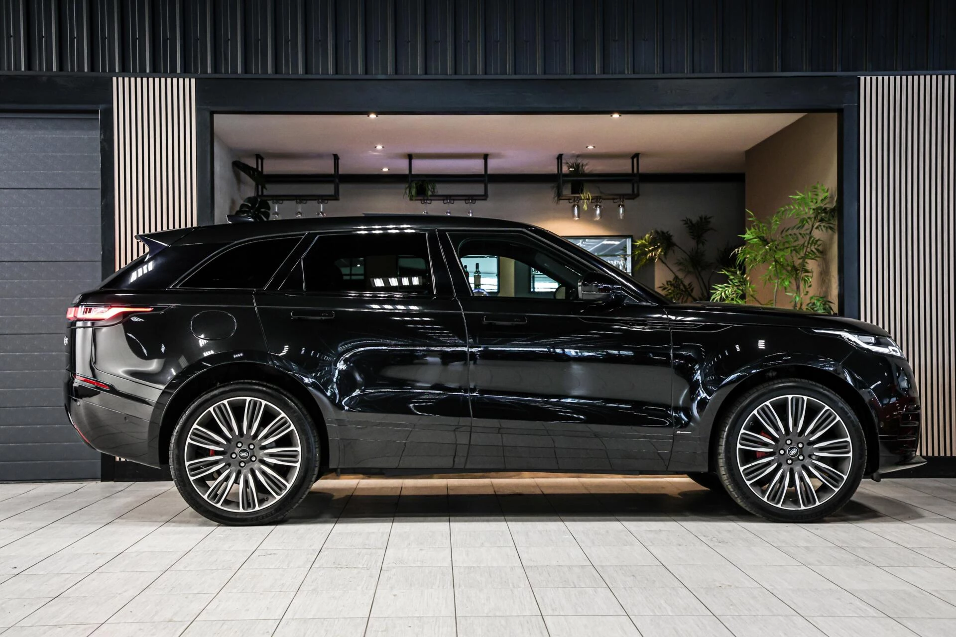 Hoofdafbeelding Land Rover Range Rover Velar